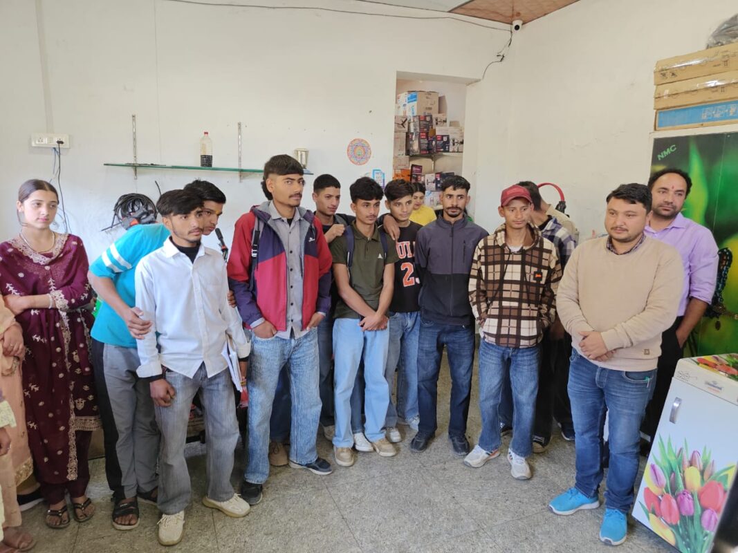 WhatsApp Image 2025-11-08 at 12.14.55 (1)